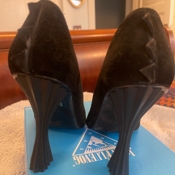 John Fluevog Neptune Queen of the Skies Dragon Heels - Picture 10 of 14